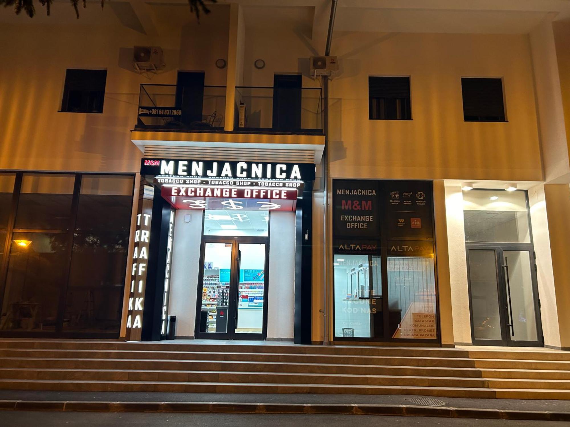 De Lux Nedeljkovic Aparthotel Ягодина Екстериор снимка