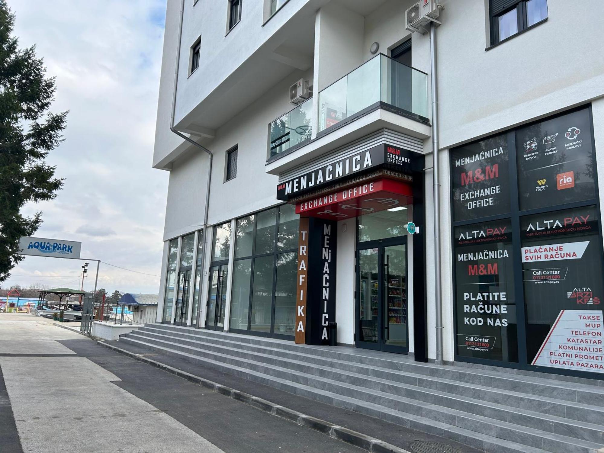 De Lux Nedeljkovic Aparthotel Ягодина Екстериор снимка
