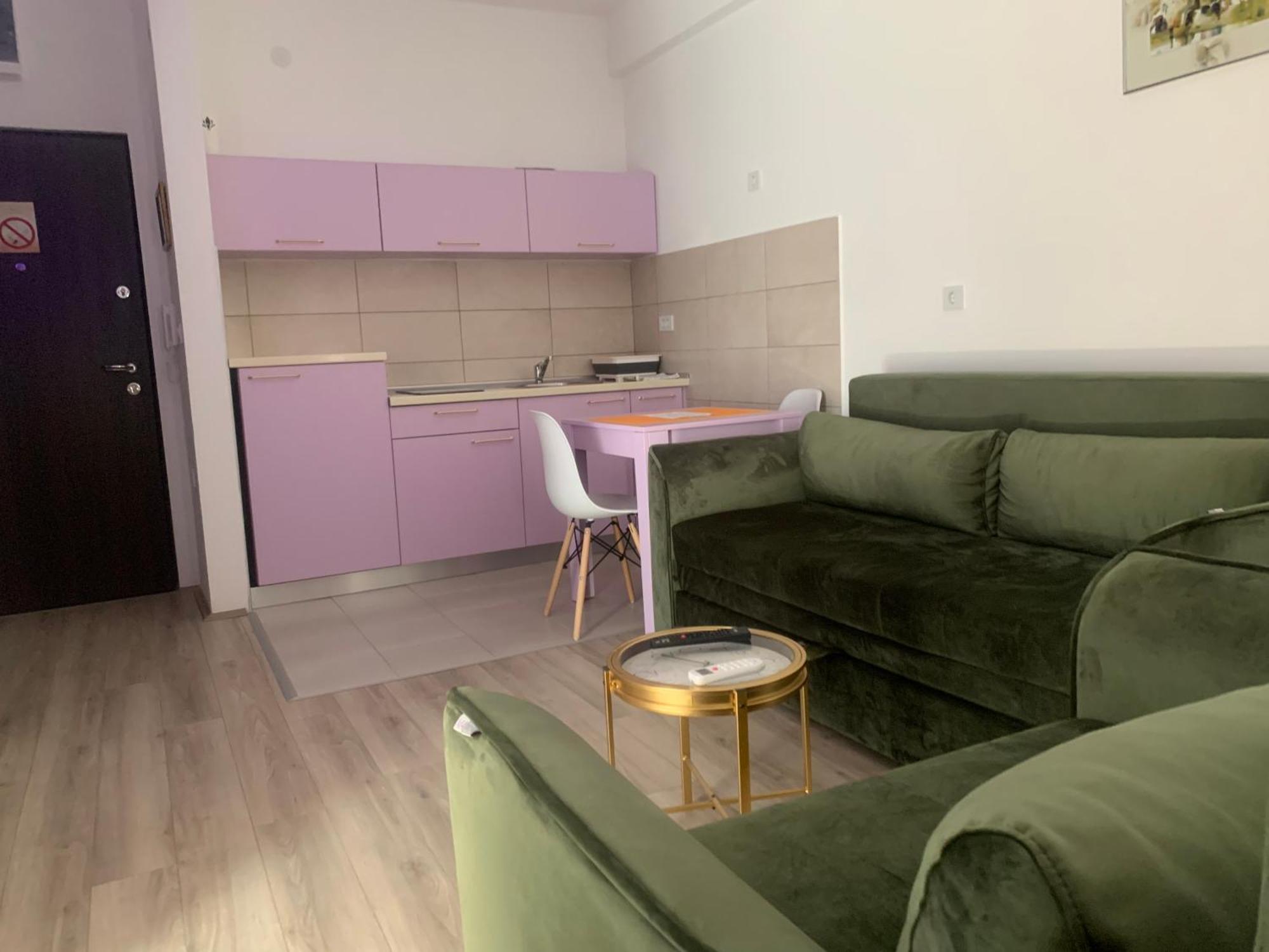 De Lux Nedeljkovic Aparthotel Ягодина Екстериор снимка